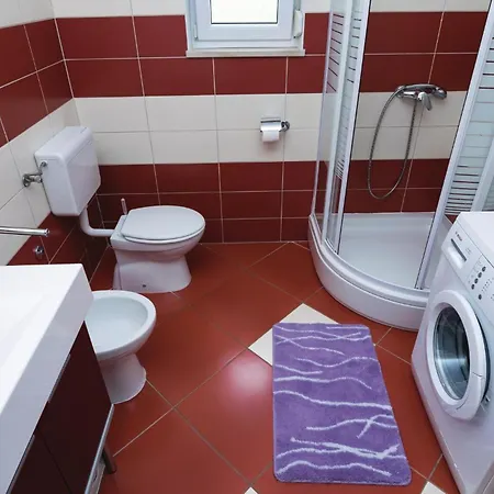 Holiday home 2 Bedroom Beautiful In